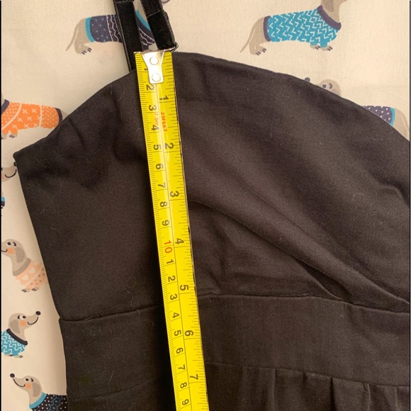 Woman’s Volcom  little black dress - Picture 7 of 8